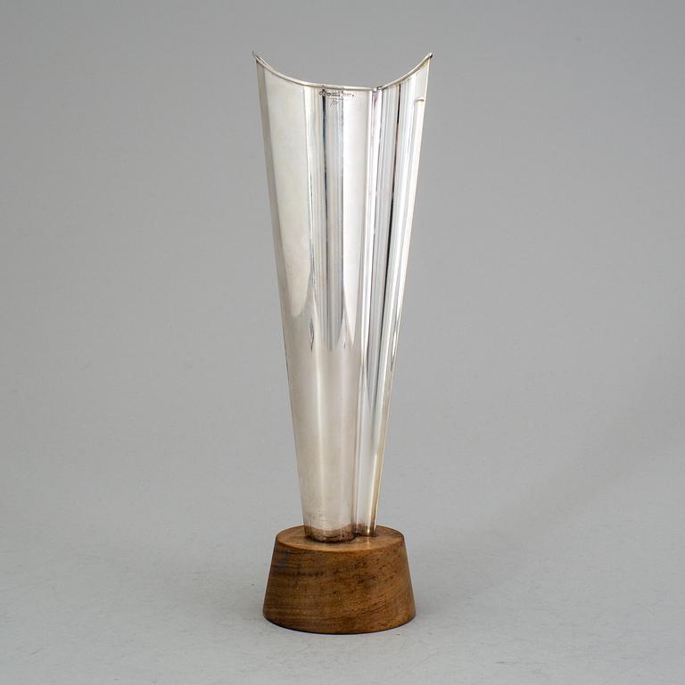 A Finnish 20th century silver and wood vas, mark of Tapio Wirkkala, Helsinki 1963.