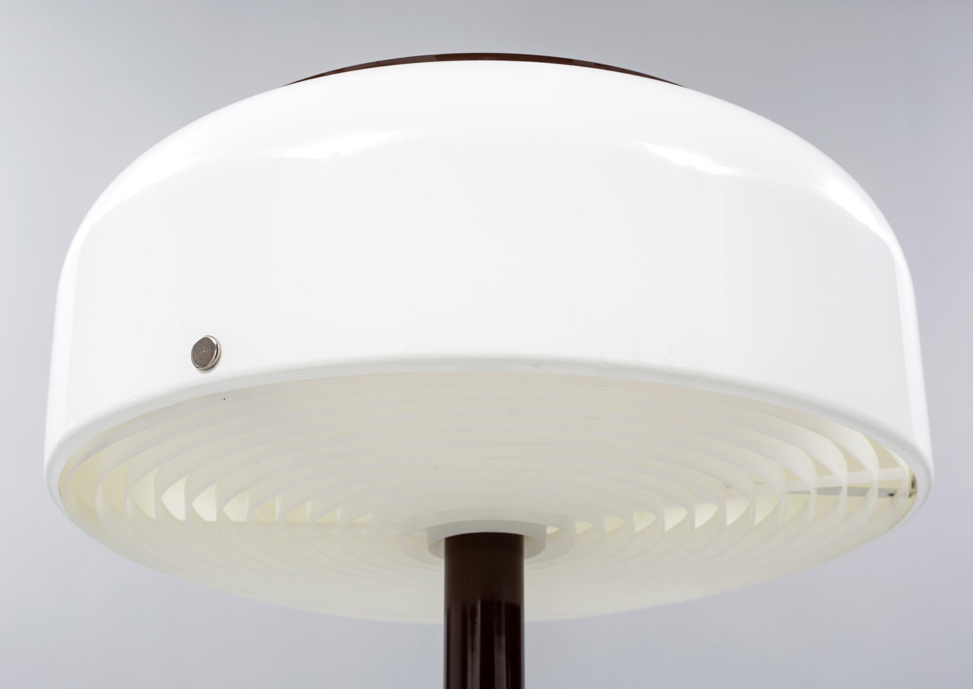 ANDERS PEHRSON, golvlampa, "Knubbling", Atelje Lyktan, Åhus, 1900-talets andra hälft.