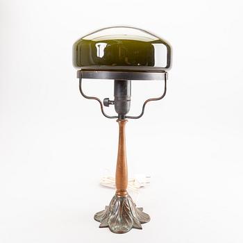 An early 1900s table lamp.