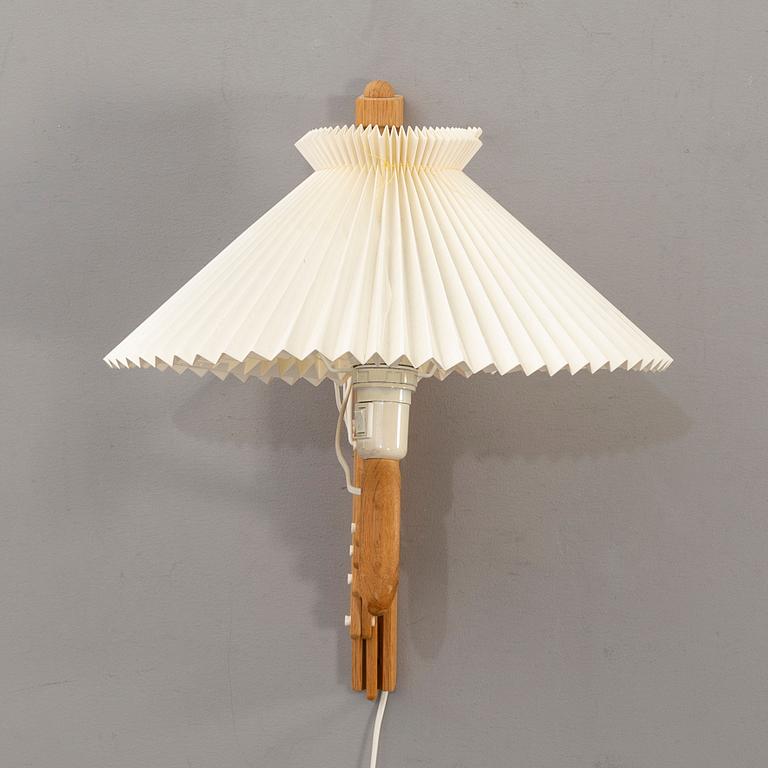 An Erik Hansen wall lamp "Saxelampe" for le klint Denmark later part of the 20th century.