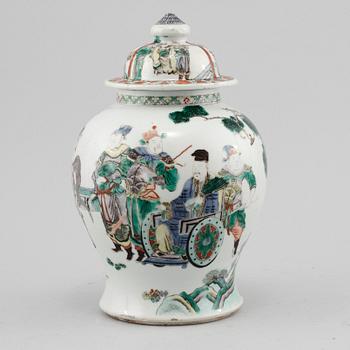 LOCKURNA, porslin, Kina, 1800-tal.