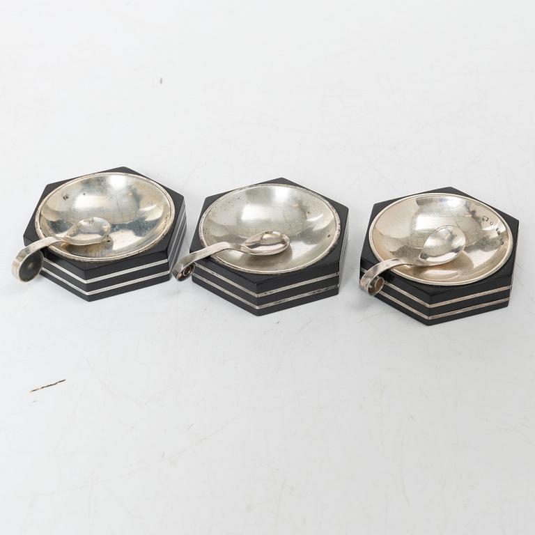 Saltkar, 3 st, silver och bakelit, GAB, Stockholm 1935-36.