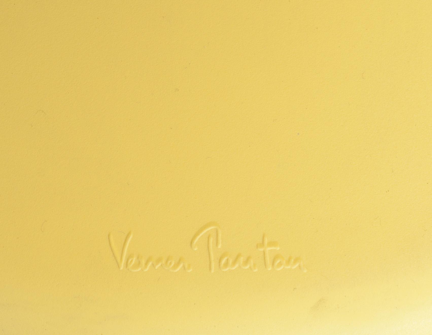 STOLAR, ett par, "Panton chair", Verner Panton för Vitra.
