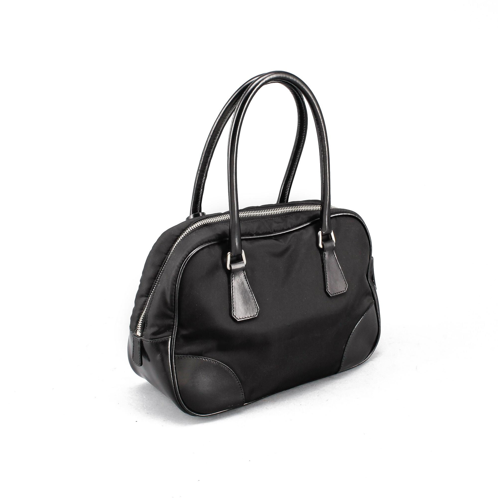 HANDVÄSKA, Prada, Milano, Italien.