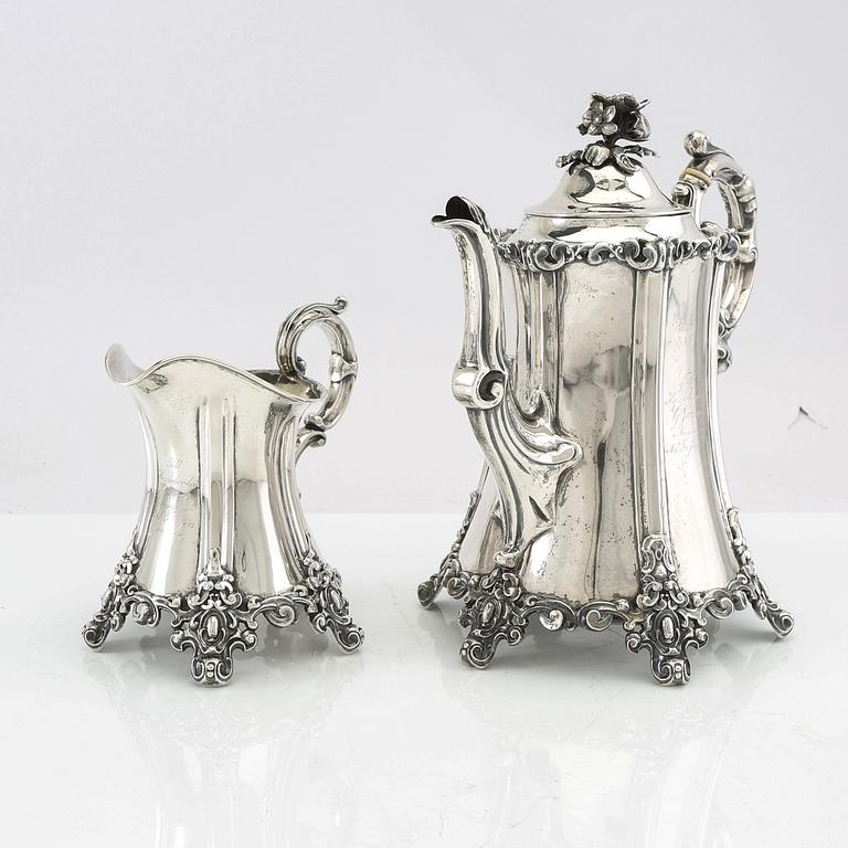 Christian Hammer Kaffekanna och mjölkkanna silver Stockholm 1857.