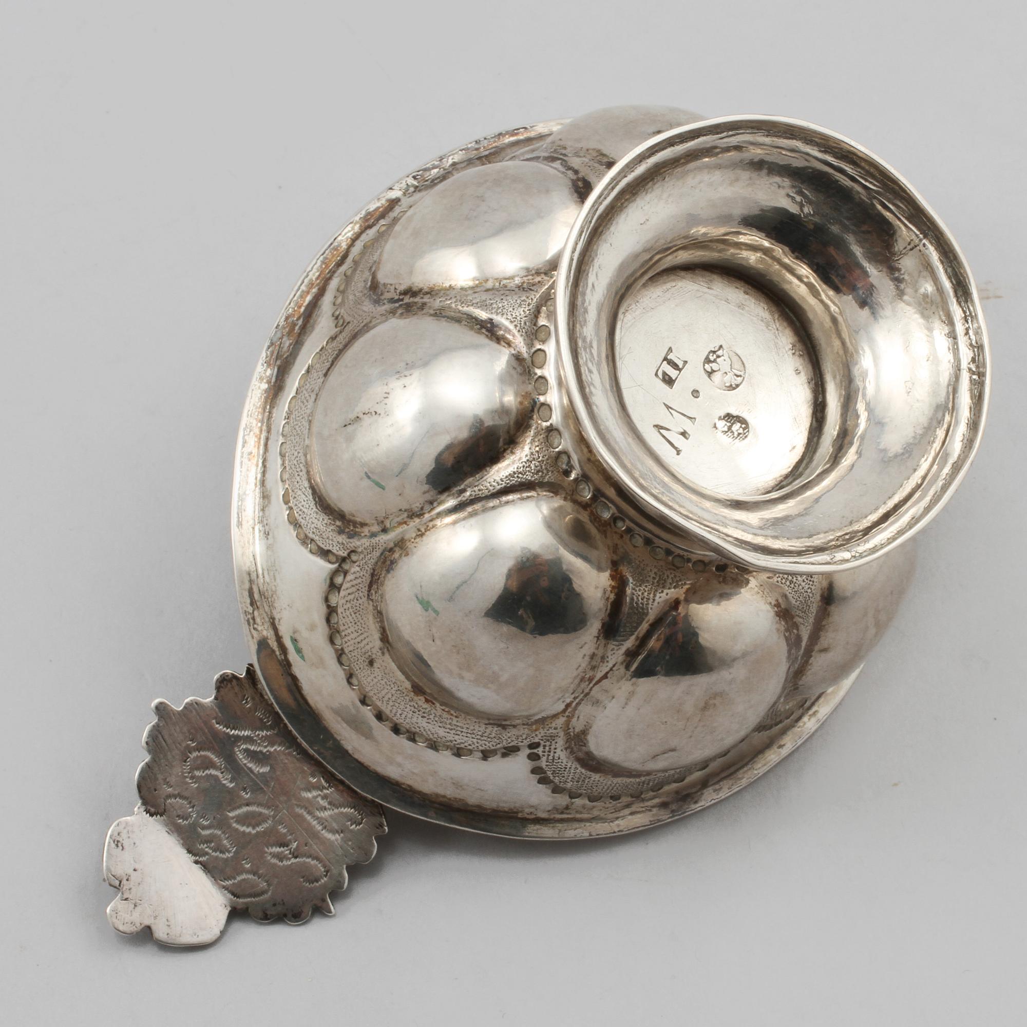 KÅSA, silver, Johan Leffler, Falun, 1780. Vikt 62 g.