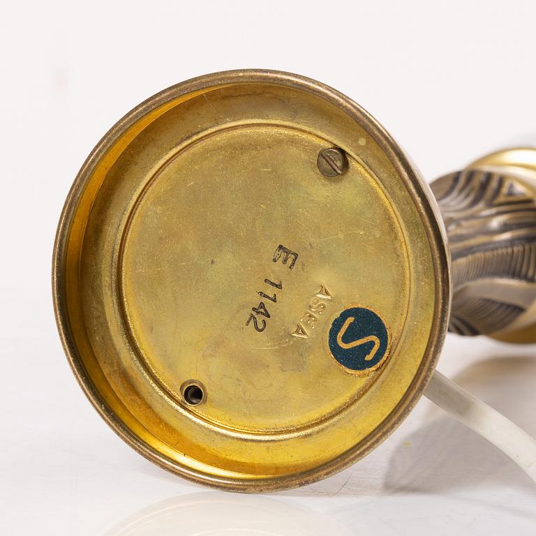 A model E 1142 table lamp, Asea, mid 20th century.