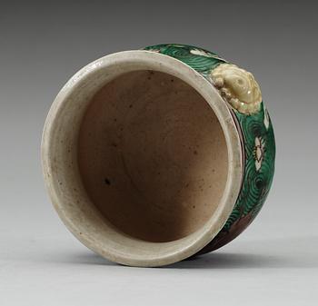 A Wucai censer, Qing dynasty, 17th Century.