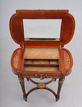DAMARBETSBORD, Louis Seize-stil, Frankrike, 1800-talets andra hälft.