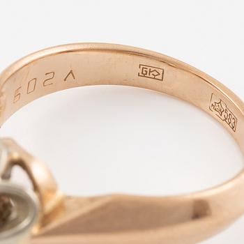Ring, 14K guld med briljantslipad diamant.
