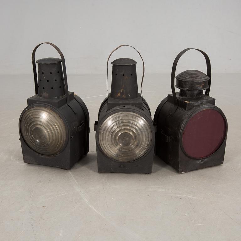 TÅGLYKTOR, 3 snarlika, plåt.