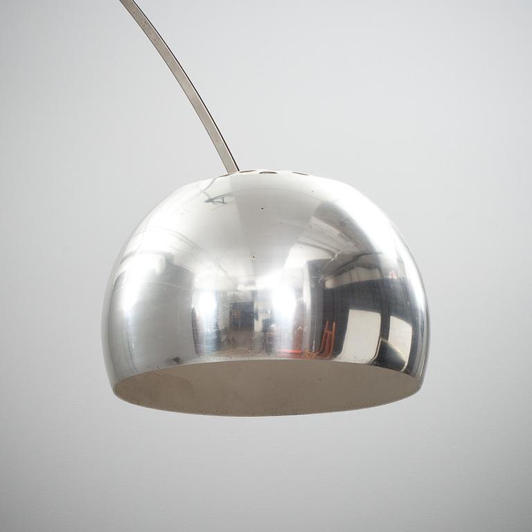 GOLVLAMPA, "Arco", Achille och Pier Castiglioni, Flos, Italien, formgiven 1962.