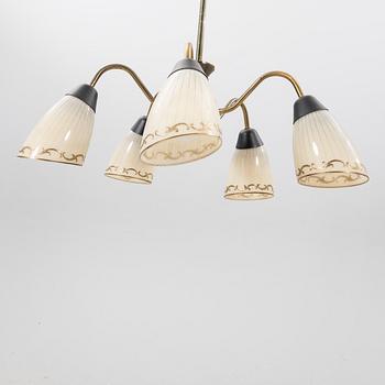 A mid 1900s ceiling pendant.