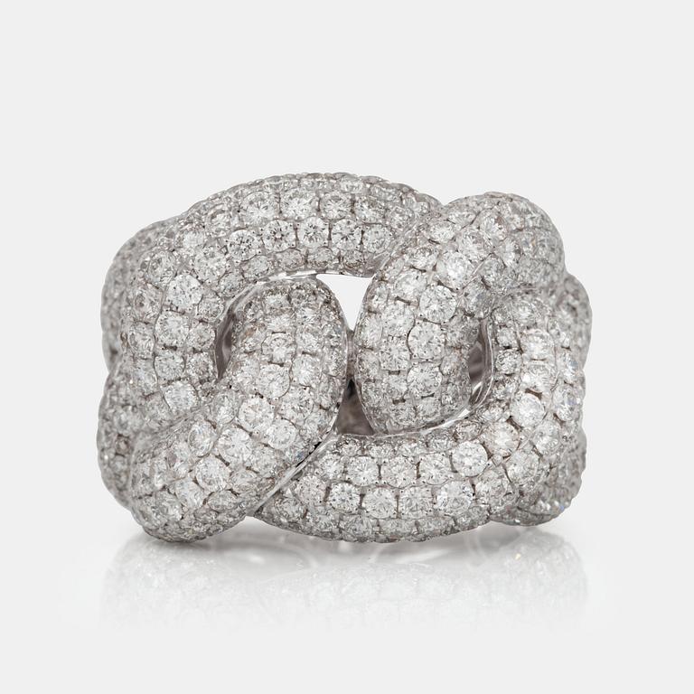 A diamond ring, 5.28 cts according to engraving.