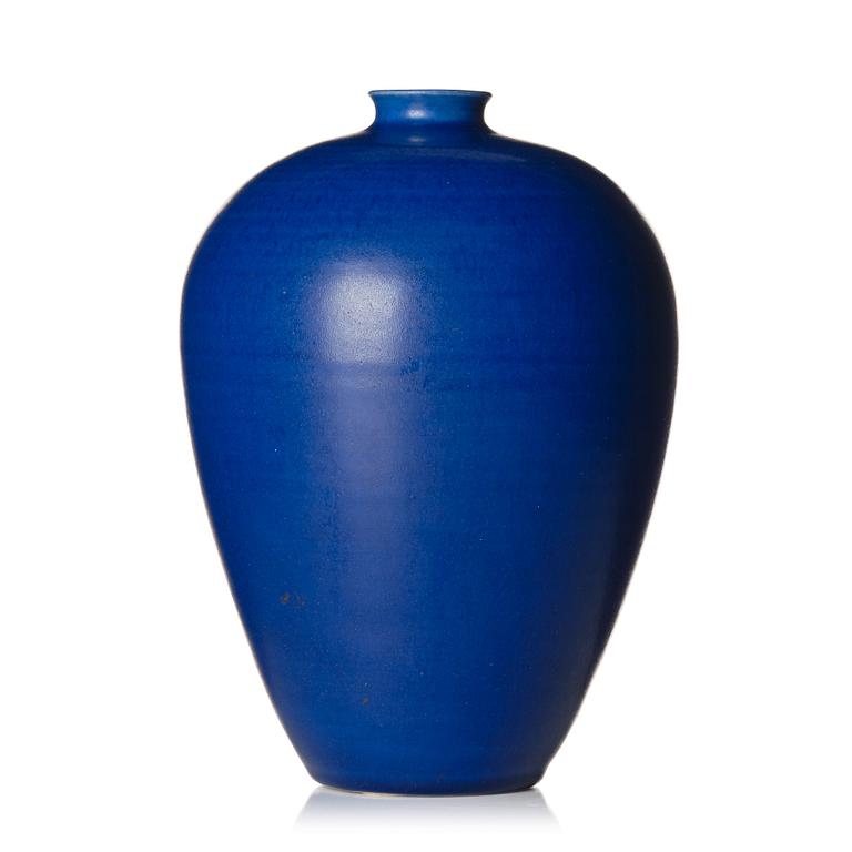 Erich & Ingrid Triller, a stoneware vase, Tobo, Sweden.