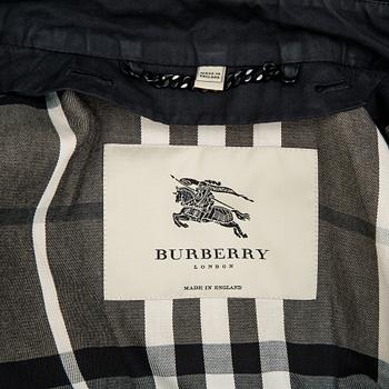 Burberry, rock, storlek 32.