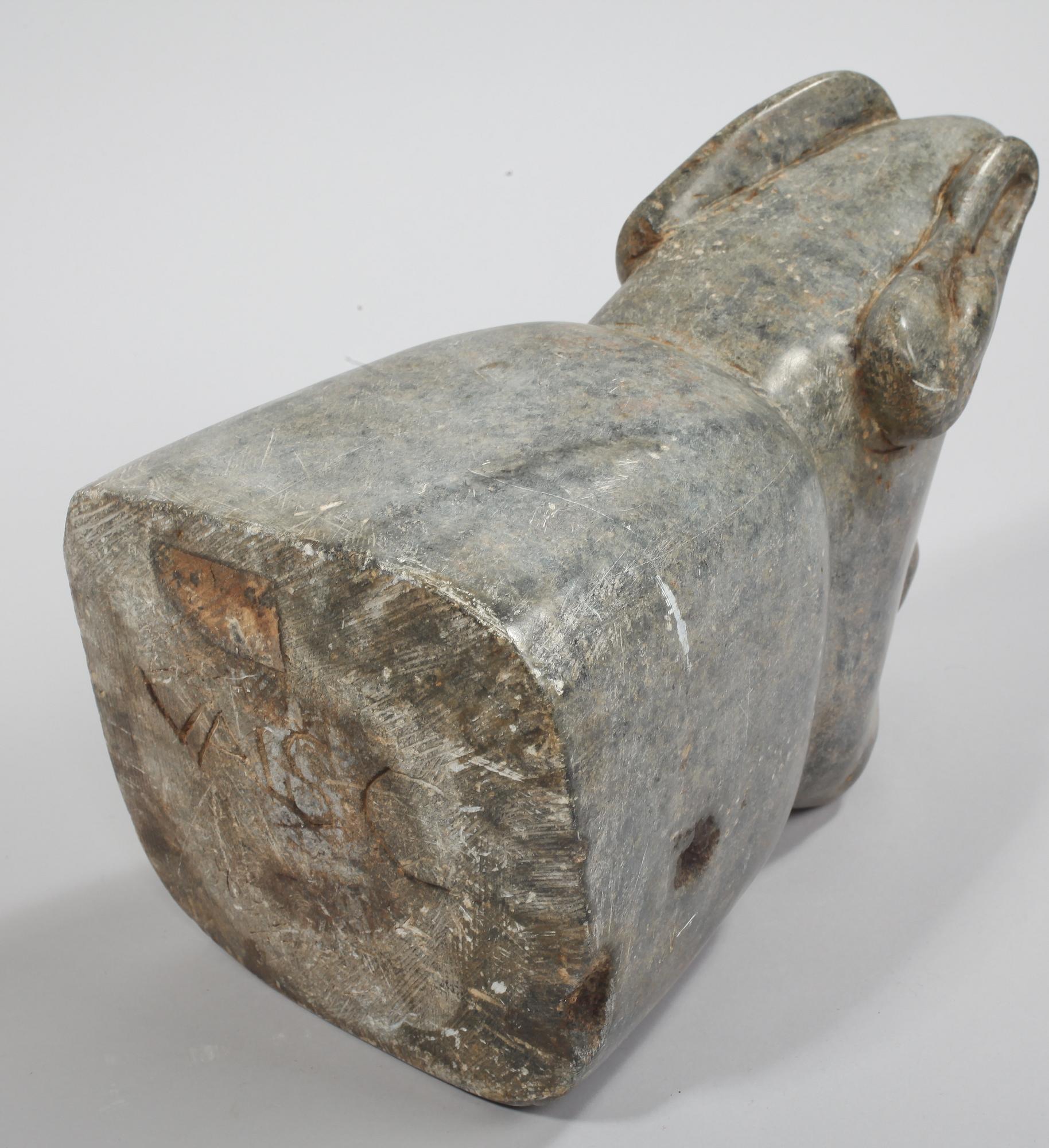 SKULPTUR, sten, 1900-talets andra hälft.