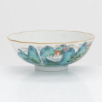 A porcelain bowl, China, Qing dynasty, 19th century.