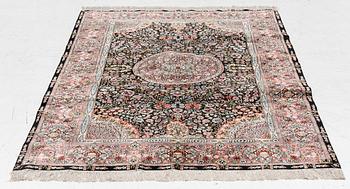 Carpet, Oriental silk, approx. 184 x 125 cm.