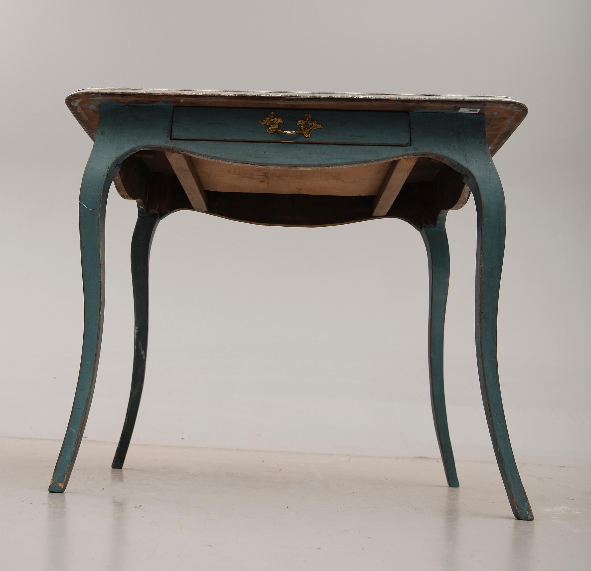 SKRIVBORD, rokokostil, 1800-talets första hälft.