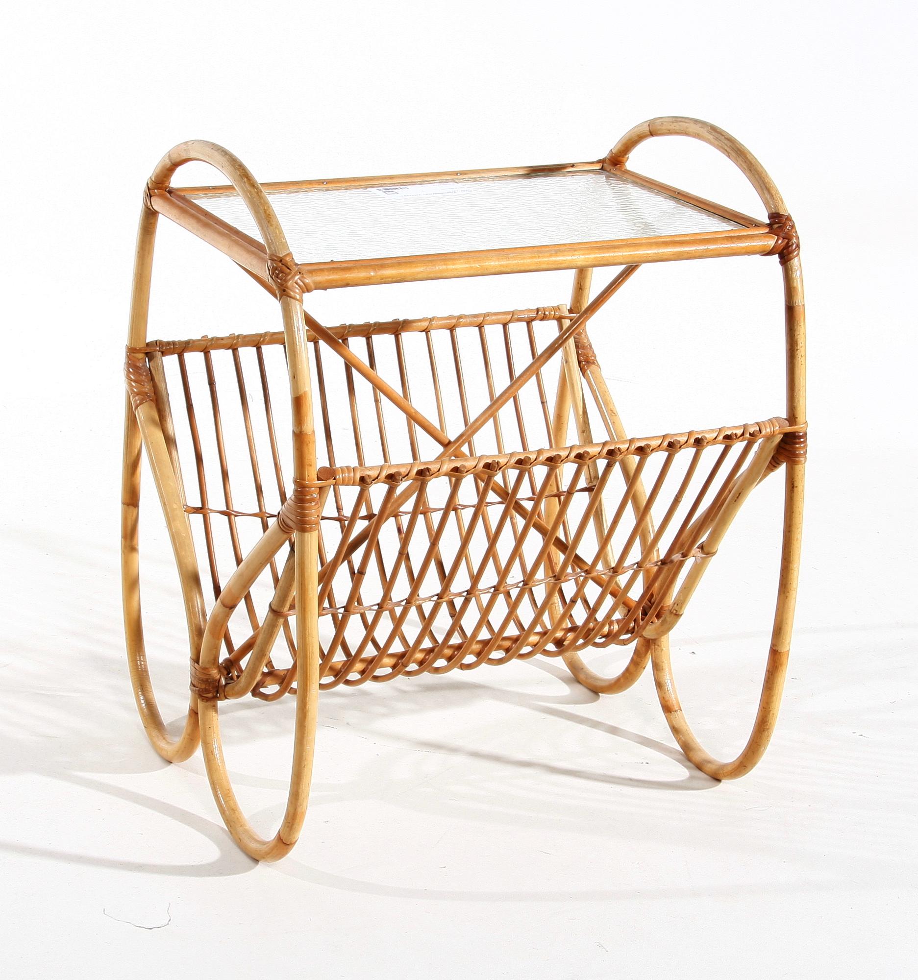 TIDNINGSHYLLA, rotting, 1940-tal.