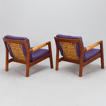 Carl Gustaf Hiort af Ornäs, Nojatuolipari, "Rialto", Puunveisto Oy - Träsnideri Ab, 1900-luvun puoliväli.