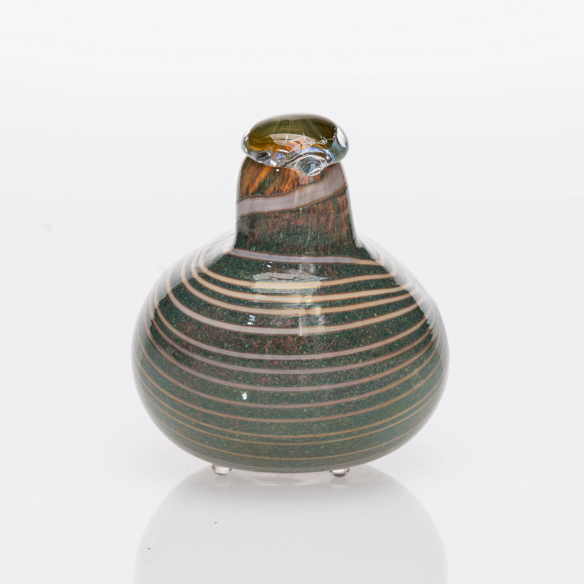 FIGURINER, 2 st, glas, signerade O.Toikka Nuutajärvi.