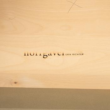 Nirvan Richter, bord, Norrgavel.