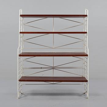 BOKHYLLA, stringmodell, 1900-talets andra hälft.