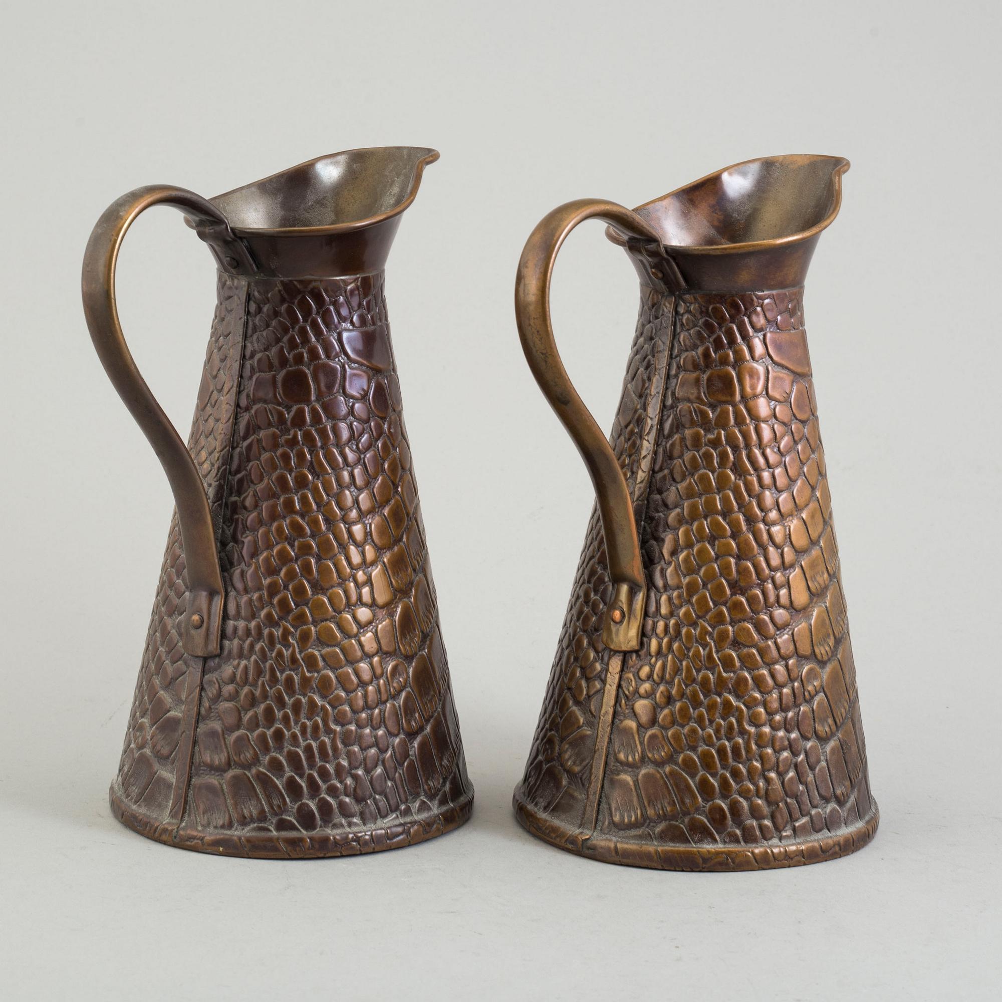 JOSEPH SANKEY & SON, VINKANNOR, ett par, Bilson, Wolverhampton, 1900-talets början.