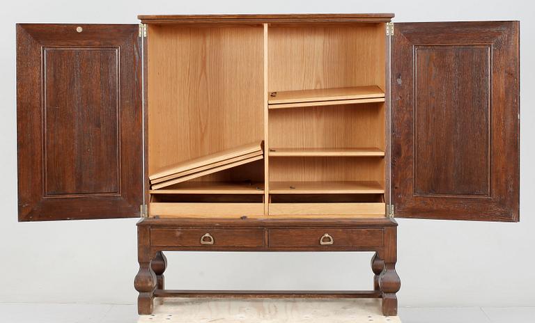 SKÅP, barockstil, Nordiska Kompaniet, 1930/40-tal.