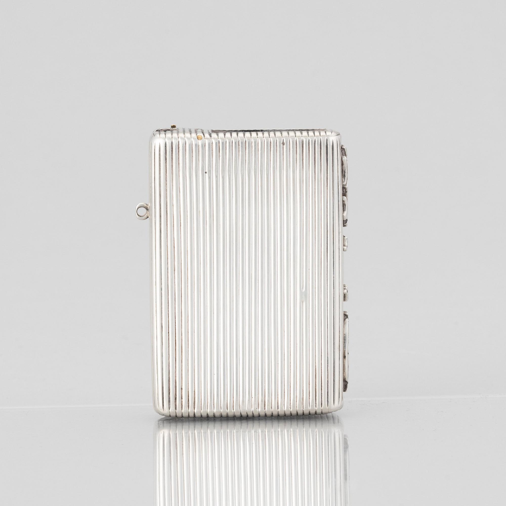 Ciggarettetui, silver, Ryssland. S:t Petersburg ca 1860 samt svenska importstämplar.