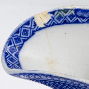 Gustavsberg, servisdelar, 69 st, "Willow", tidigt 1900-tal.