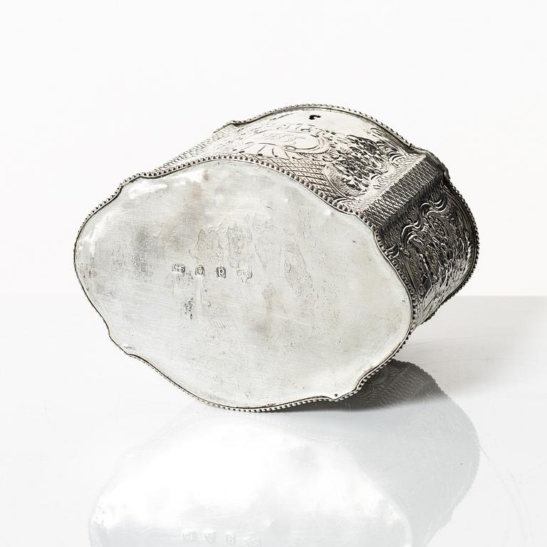 An English silver tea caddy, marks of Aaron Lestourgeon,  London, England 1779.