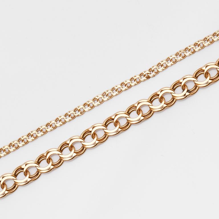 ARMBAND, 2 st, 18K guld, svenska stämplar. Total vikt ca 10 g.