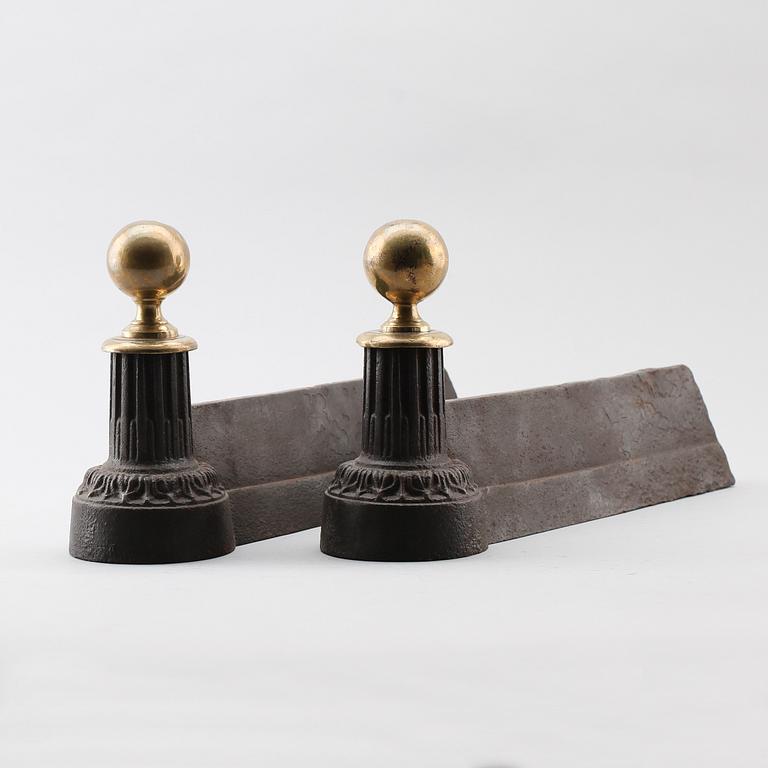 ELDHUNDAR, 1 par, sent 1800-/1900-tal.