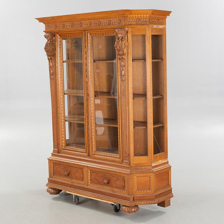 A renaissance revival cabinet, around the year 1900.