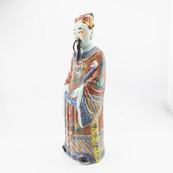 A Chinese porcelain figure, 20th century.