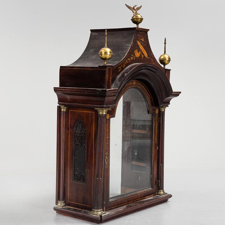 An English longcase clock from around year 1800.