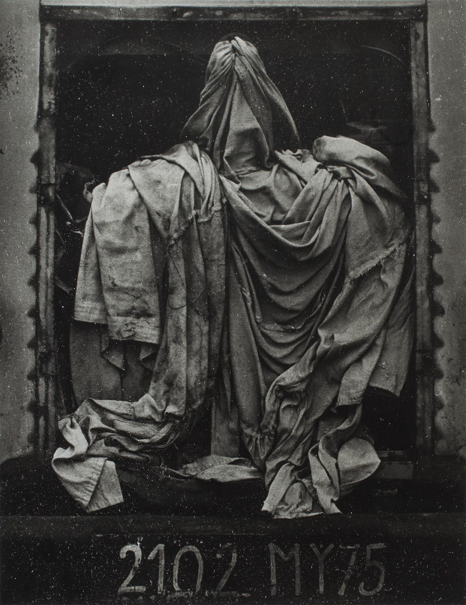 CHRISTER STRÖMHOLM, silvergelatinfotografi, a tergo signerad samt med fingeravtryck.