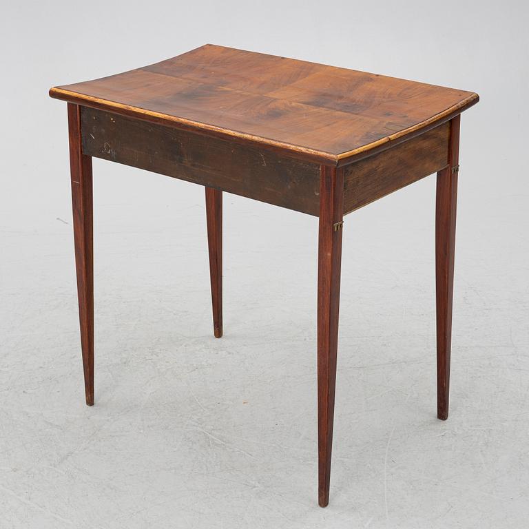 A late-Gustavian style desk with older parts, around 1900.