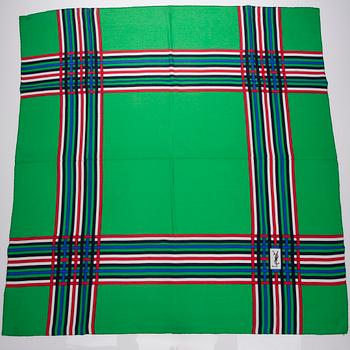 HUIVEJA, 3 kpl, Yves Saint Laurent.