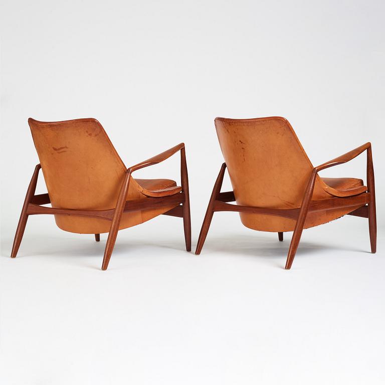 Ib Kofod-Larsen, a pair of teak and cognac coloured leather "Sälen" chairs, for Olof Perssons Fåtöljindustri (OPE), Sweden, 1950-60's.