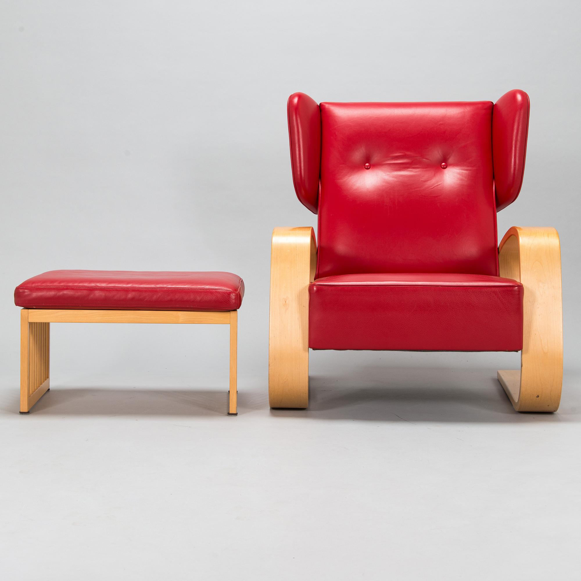Alvar Aalto, nojatuoli ' High back tank'  E400 för Artek 1999. Ben af Sculten, rahi 445 Artek 1999.
