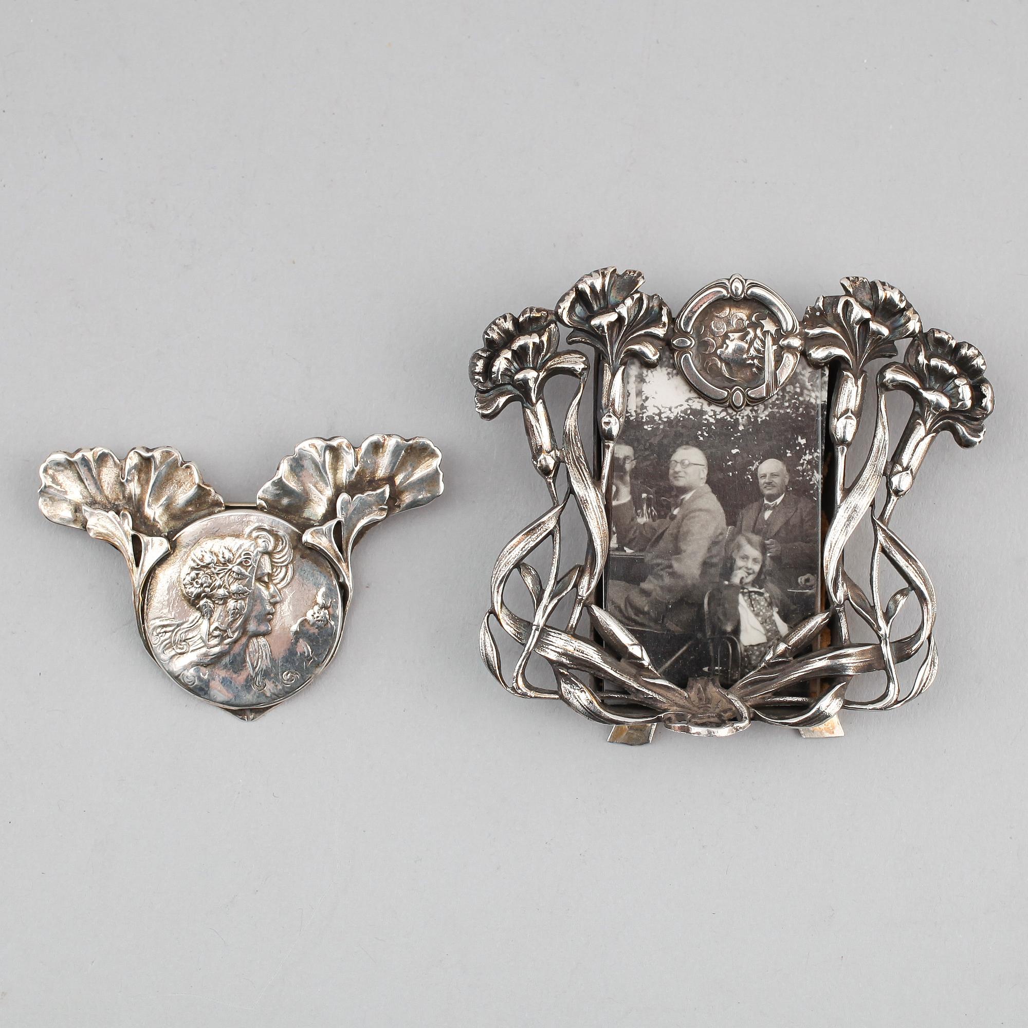 RAM OCH BROSCH, nysilver, Gloopy, art nouveau, omkring år 1900.