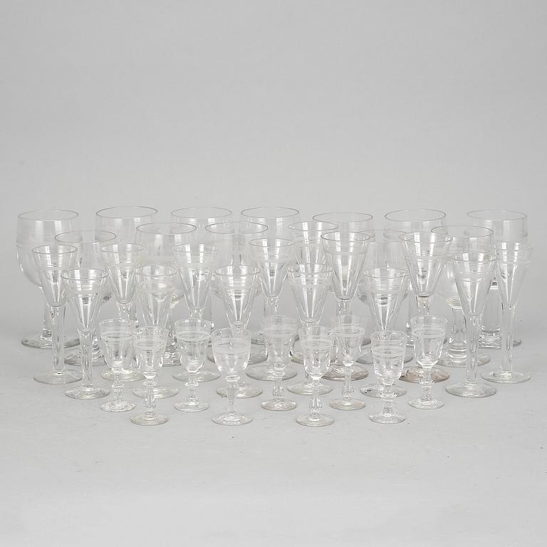 SERVISGLAS, 35 delar, med s k Rydbergsbård.