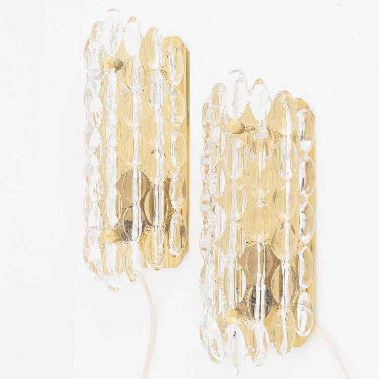 Carl Fagerlund, a pair wall lamps, Orrefors, second half of the 20th century.