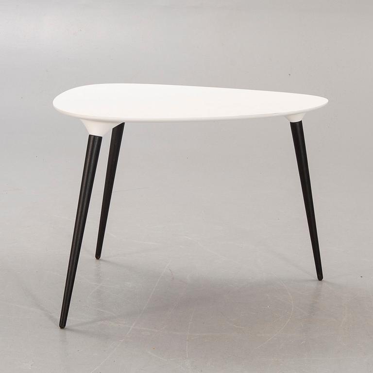 Thomas Pedersen, a laminate "Icicle 1230" coffee table for Fredericia furniture Denmark.