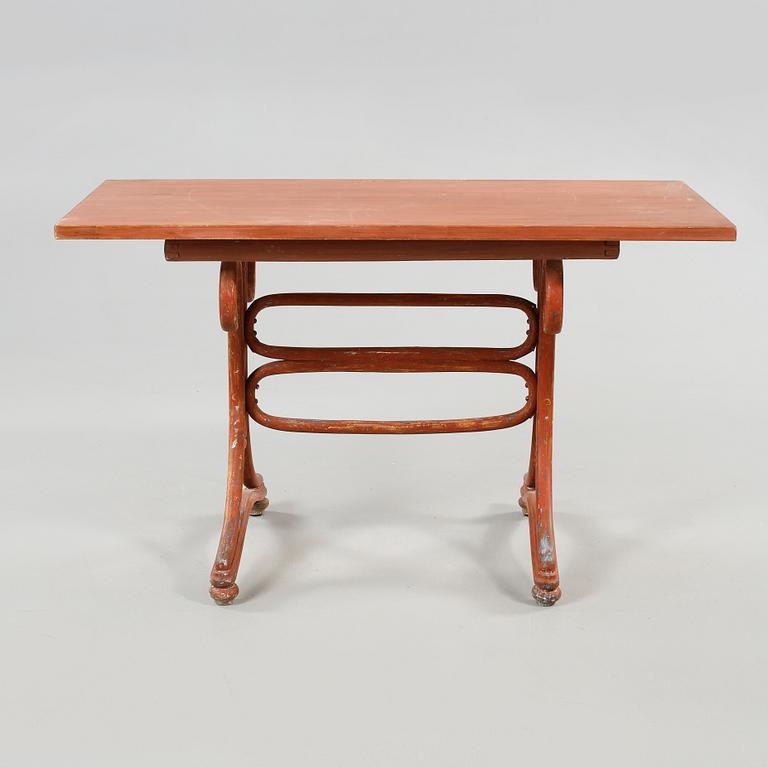 BORD, omkring sekelskiftet 1900.