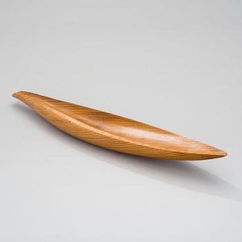 TAPIO WIRKKALA, A PLYWOOD DISH. Signed TW. 1950s.